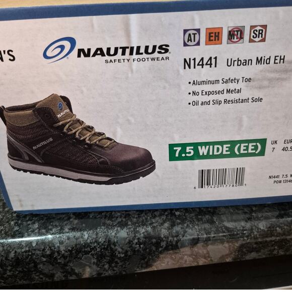 NEW Nautilus Men\'s Urban Mid EH Alloy Toe Work Shoes model N1441 sz 7.5 WIDE EE